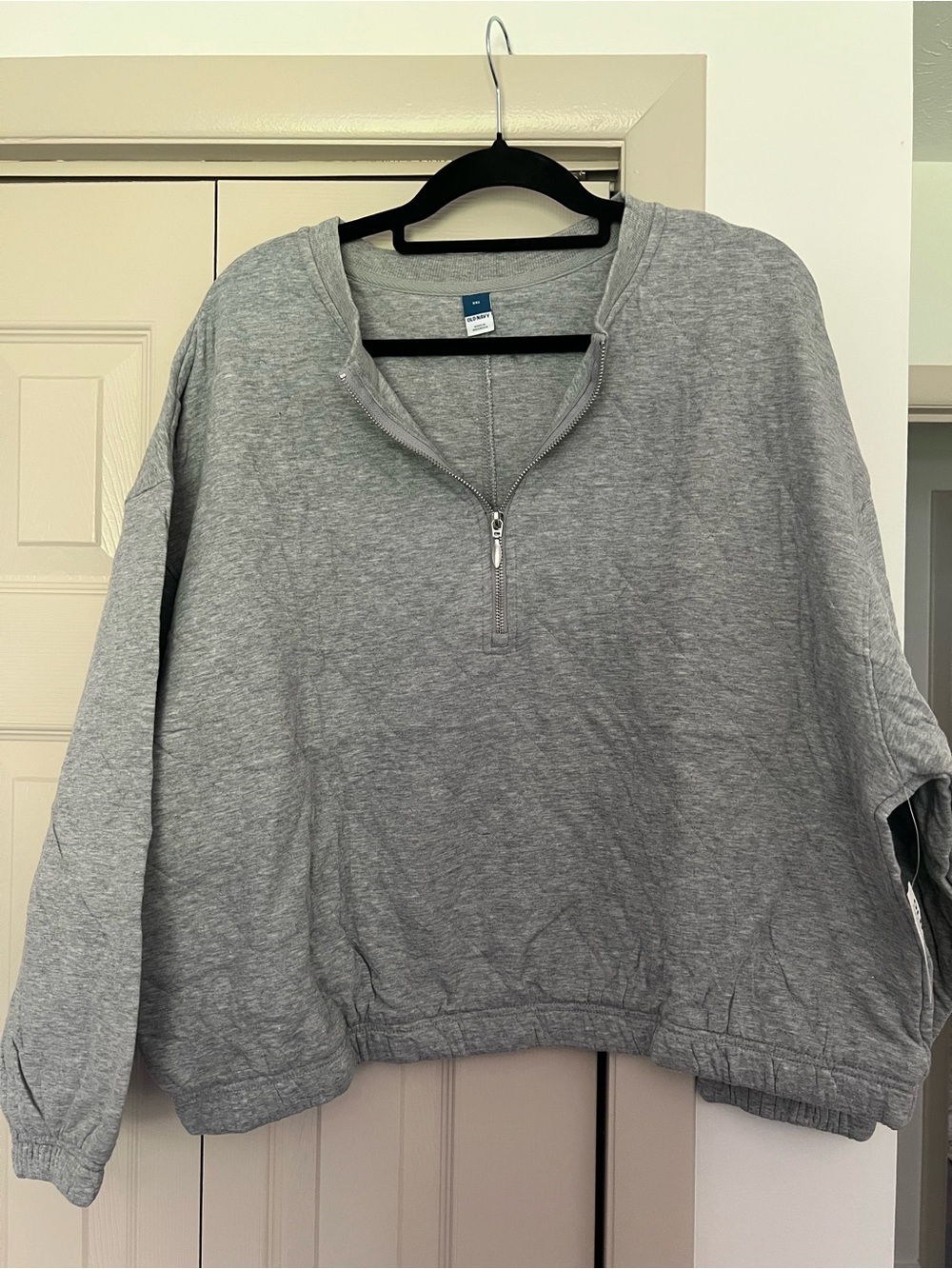 *NWT* Old Navy Women’s Quilted Gray Half-Zip Pullover Sweatshirt
